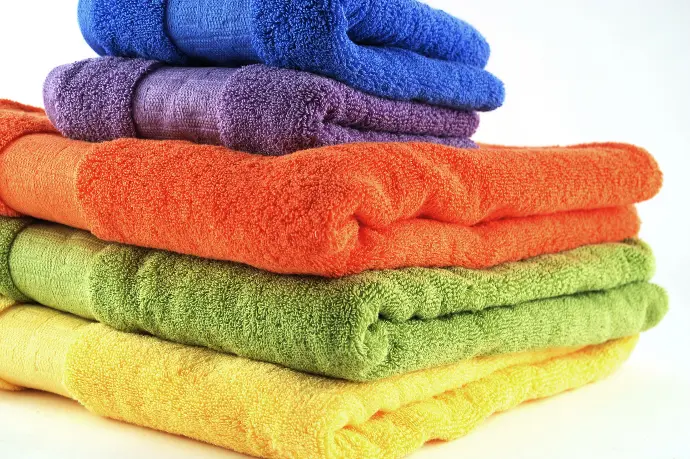 Different colors of Bath Towels
